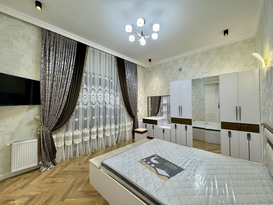 Продается ТАУНХАУС(хавли,дом), 4.5 соток. Гагарина