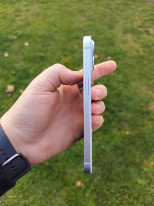 IPhone 15 128gb Blue Neverlocked