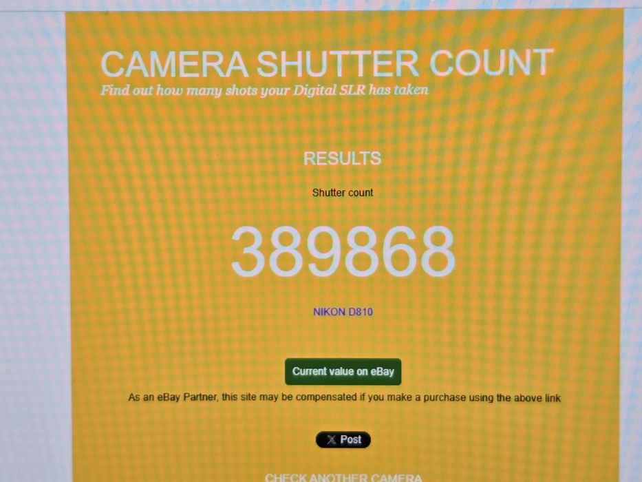 Nikon D810 + 2 acumulatori + 2x64Gb  card SD+Cf