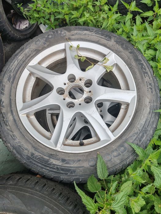Vând jante 5x112, R 16  și R17 cu anvelope. Iarna