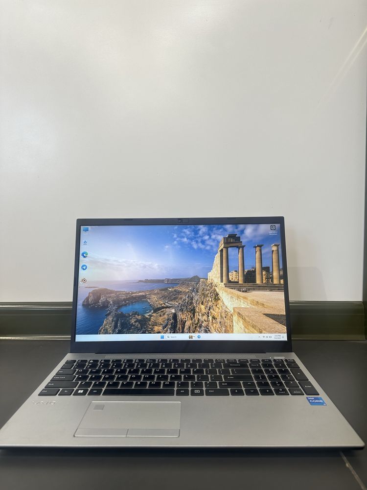 VAIO kuchli noutbuk