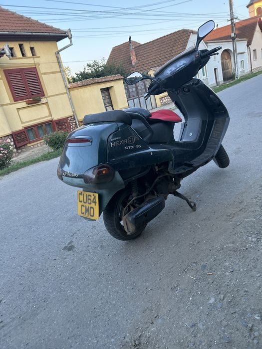 Vand sau schimb piaggio 250cc in stare buna