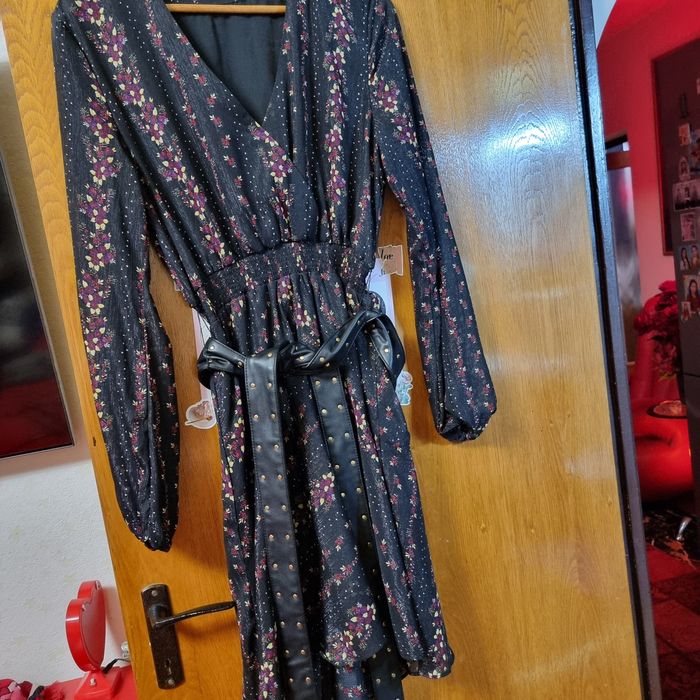 Rochie eleganta de ocazie GUESS