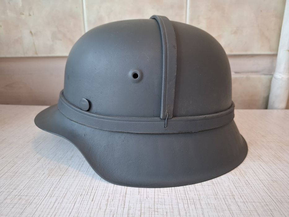 Каска военного периода.