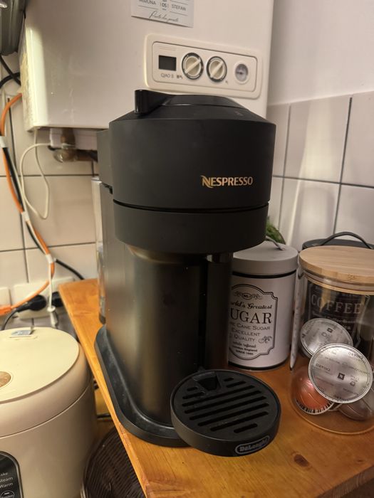 Aparat cafea Nespresso Vertuo Next