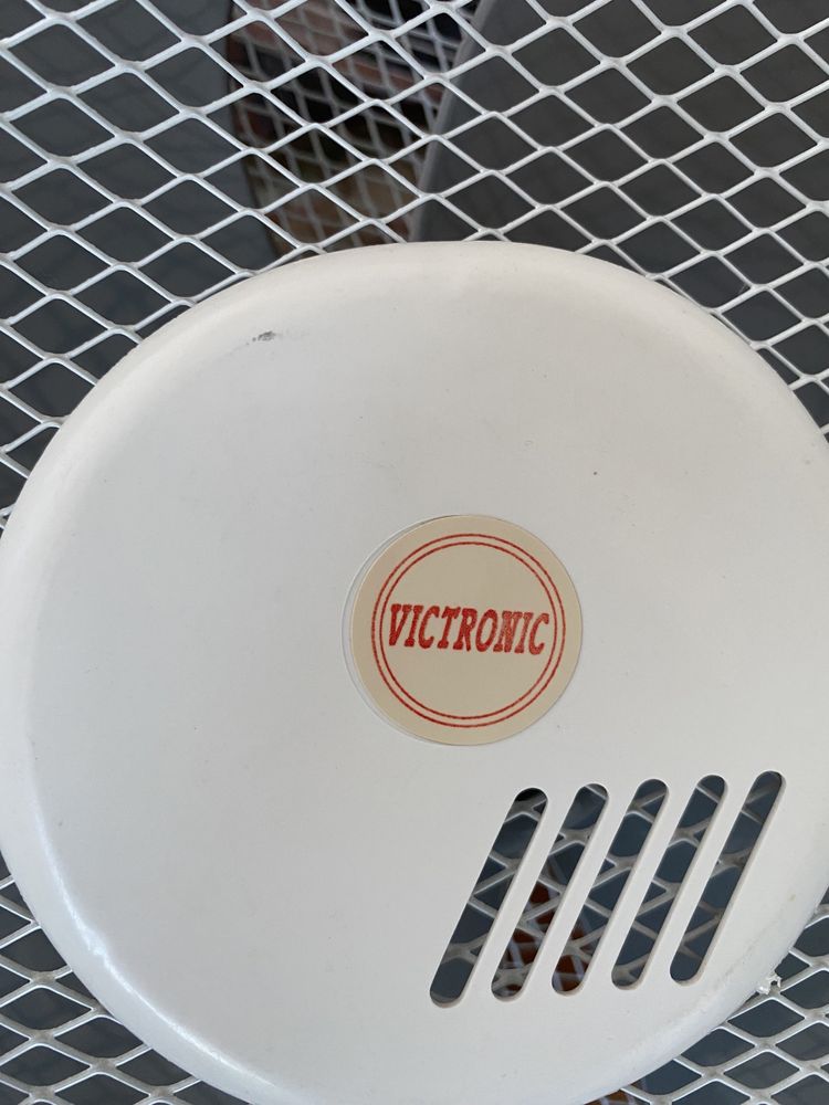 Ventilator cu picior marca Victronic