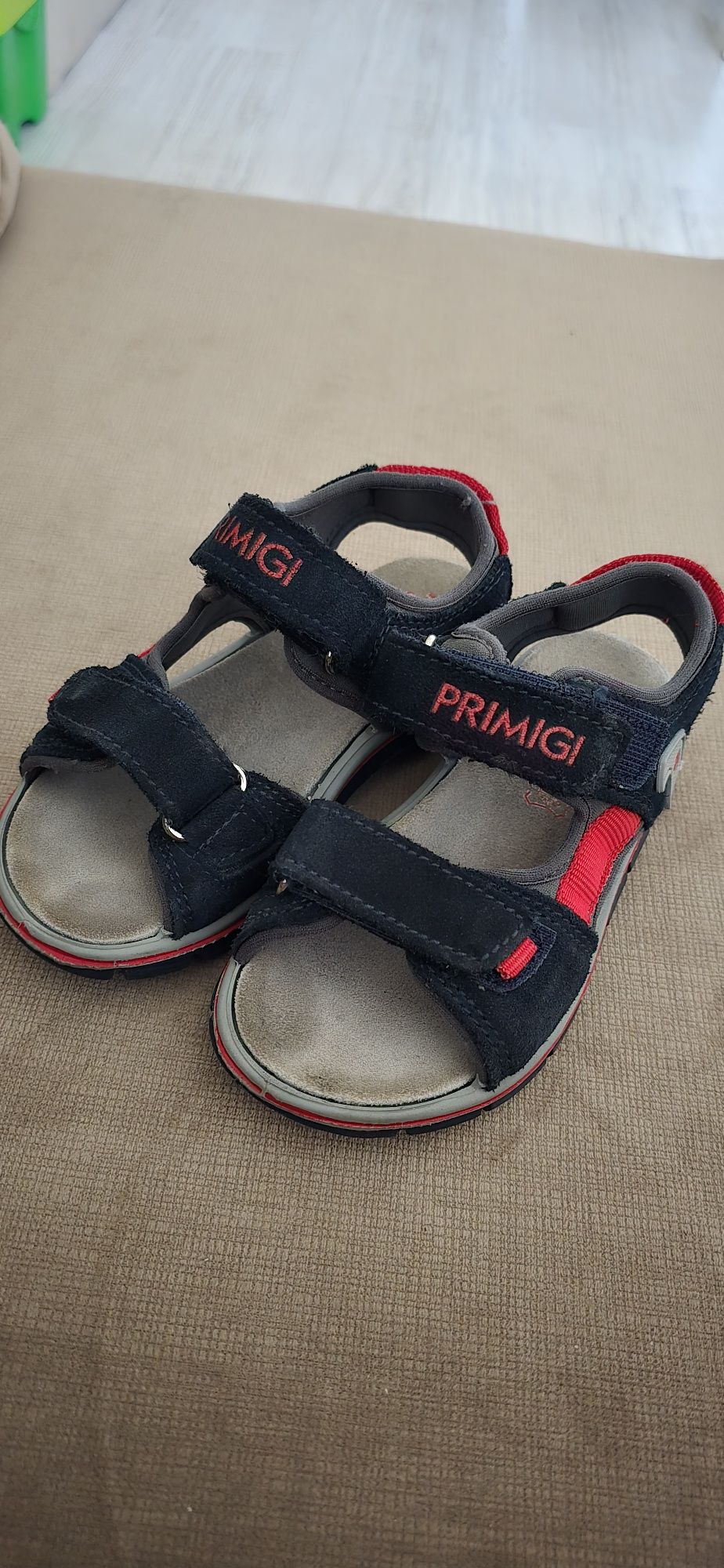 Детски сандали primigi