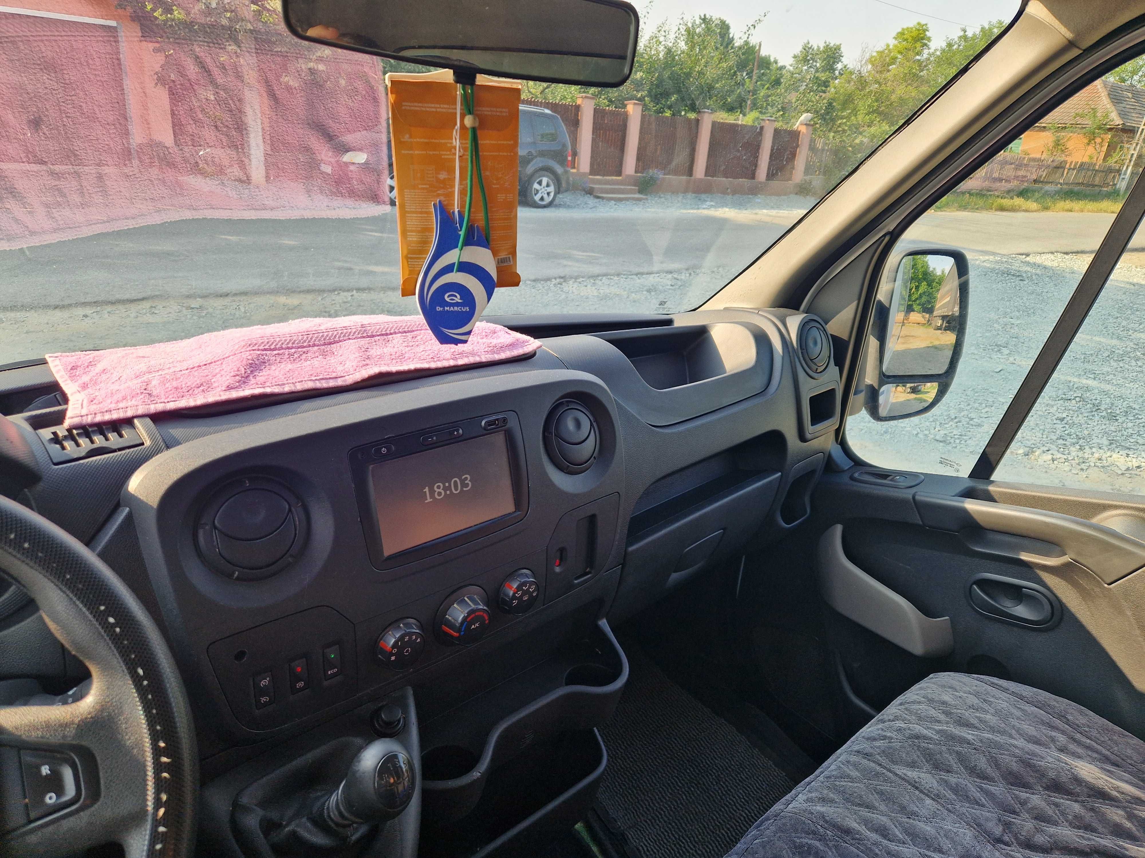 De vânzare Renault Master Cu lift