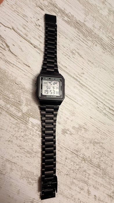 Цена за 3бр. Часовници! Нови!