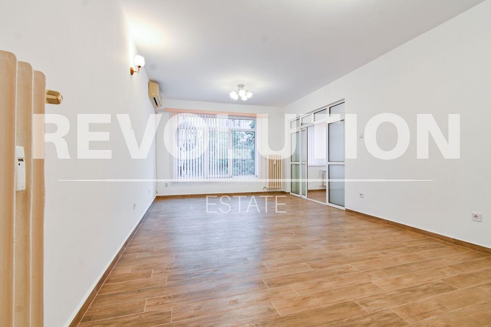 Офис в центъра на София.