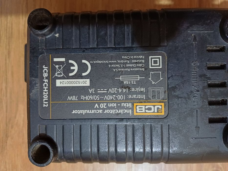 Incarcator baterii JCB sau WORX in stare perfecta de functionare

#8