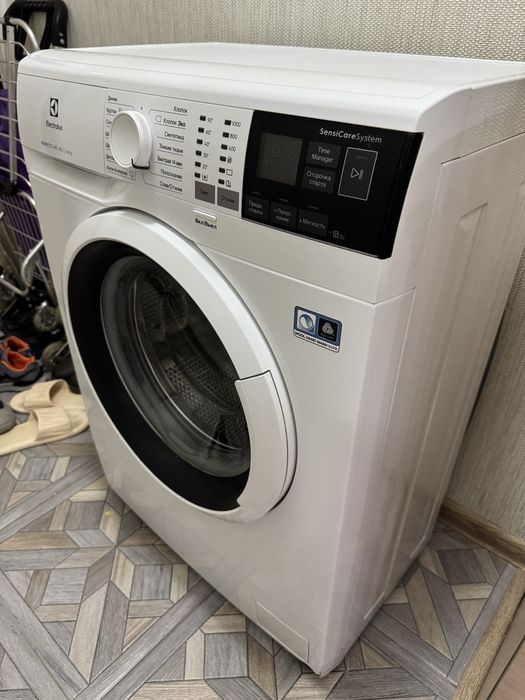 Стиральная машина Electrolux PerfectCare 600