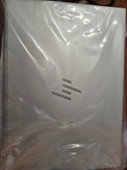 Чисто нов лаптоп HP ELITBOOK 830 G9