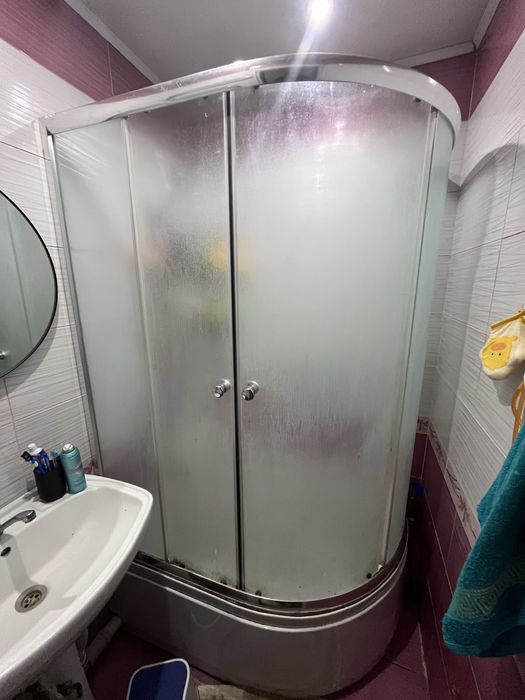 Продам душевую кабину