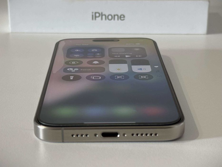 Бартер! Като Нов! iPhone 15 Pro Max Natural Titanium (Сив)