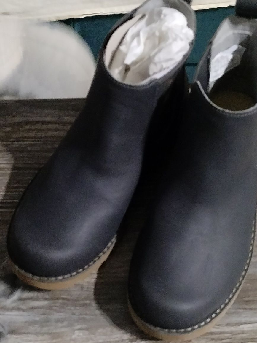 Botine UGG noi aduse din Austria