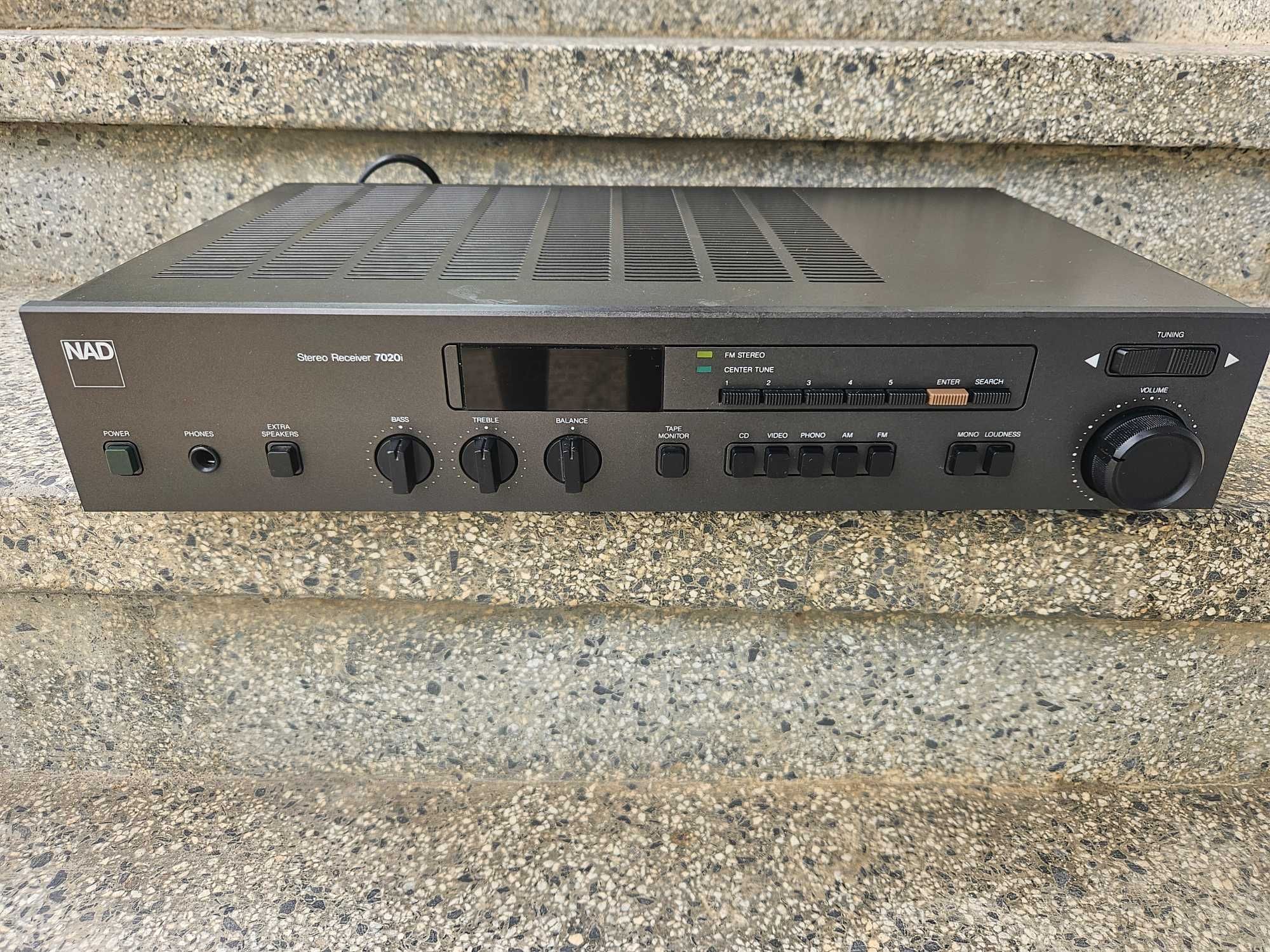 Nad 7020i усилвател