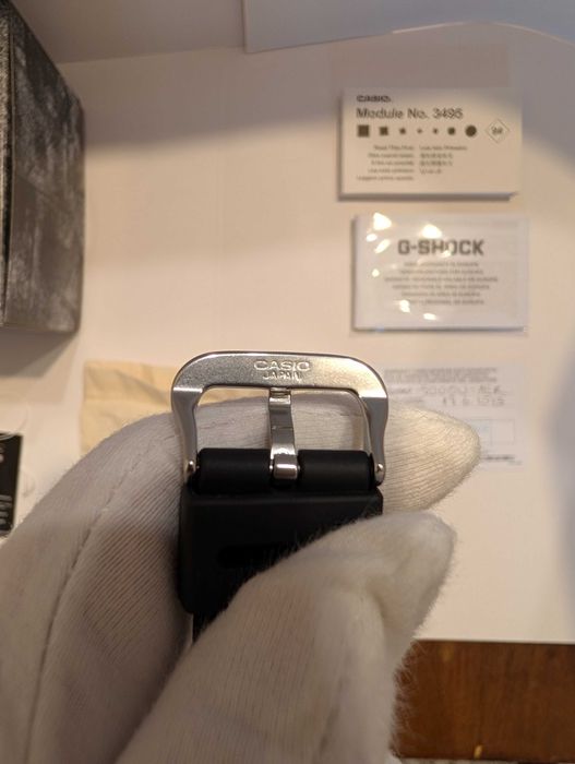 Часовник Casio G-Shock GW-5000U Метален корпус Solar Atomic 200m