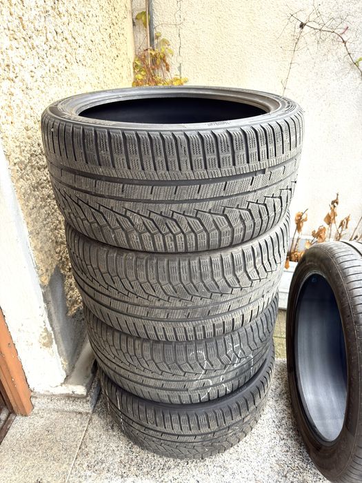 Hankook Winter evo 2 suv 295/35 R21