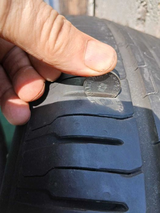 Vand 4 anvelope de vara  215/65/R17 Continental EcoContact 6