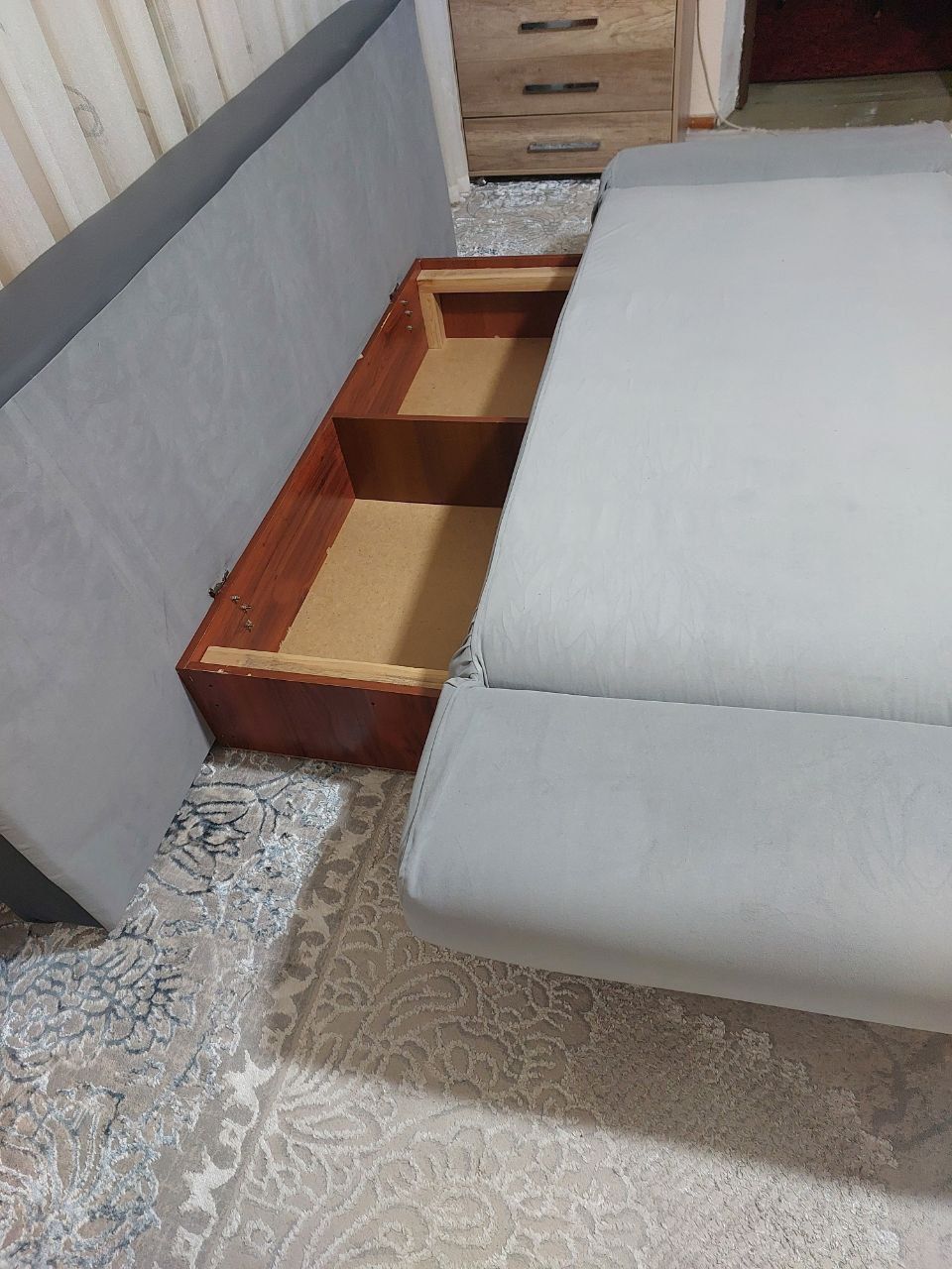 Продам раскладной диван - кровать двухместный