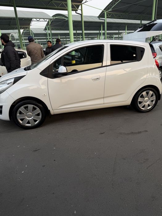 Spark aftamabil sotladi holat ideal moshinan