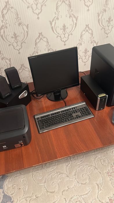 Продается Компьютер со всемт комплектуищими