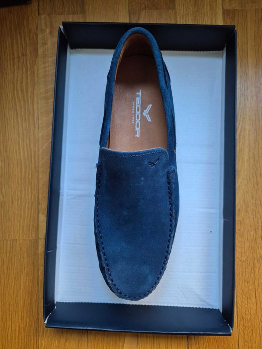 Мъжки обувки, чисто нови