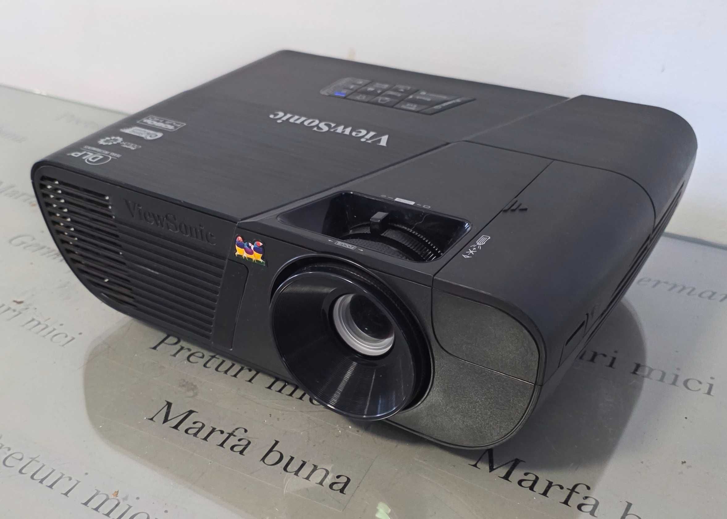 Videoproiector FULL HD cu hdmi - Viewsonic - lampa arsa