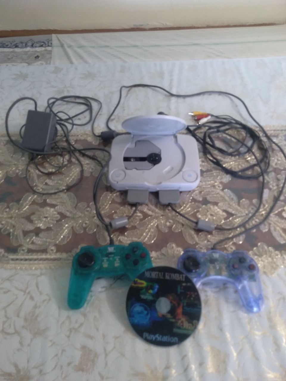 Sony plesteshin sotiladi