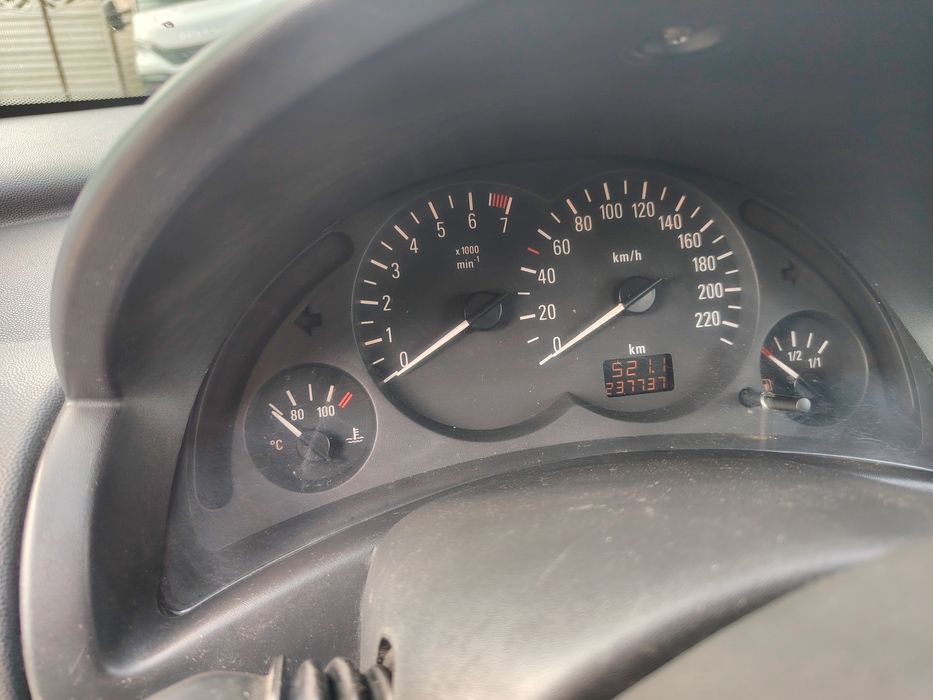Vând Opel Corsa C