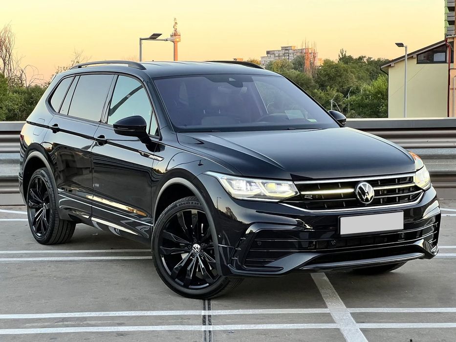 Volkswagen Tiguan Volkswagen Tiguan 2022 | 4x4 | AllSpace R-Line | 200 CP | IQ LIGHT