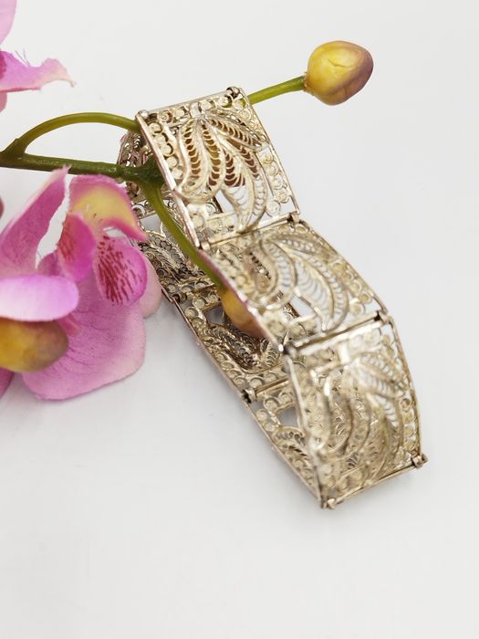 Антикварна сребърна гривна филигран 
УНИКАТ