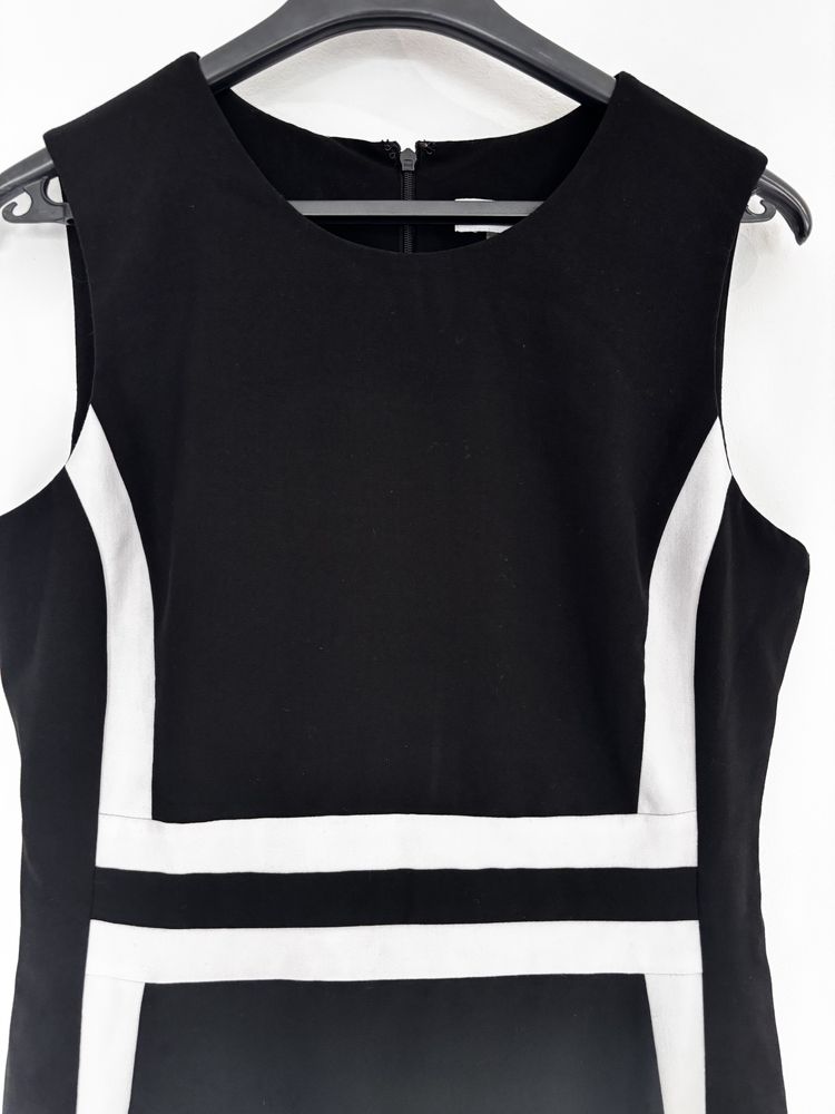 Calvin Klein рокля
