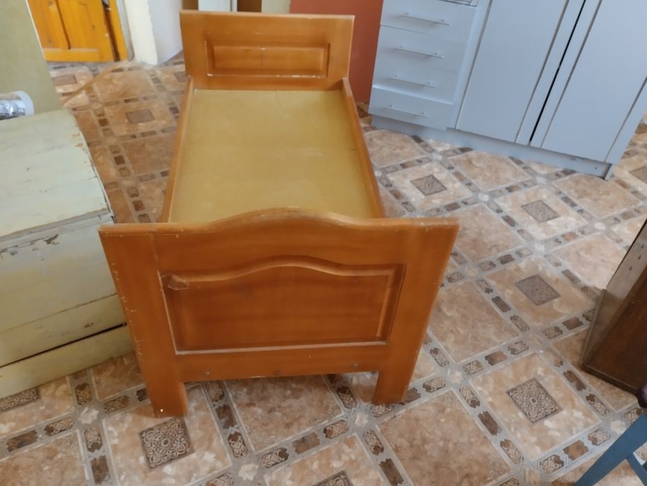 Кроватка детская