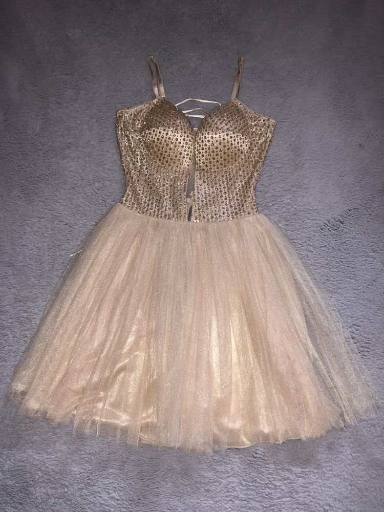 Vand rochie de seara, marimea S