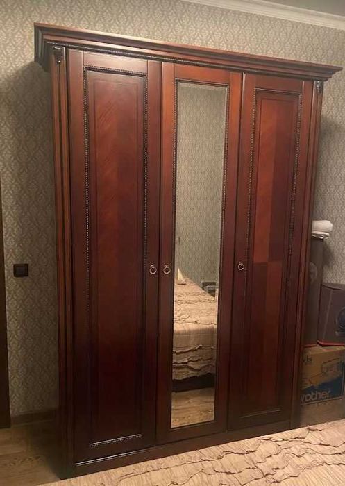 шифоньер, шкаф плательный, дерево