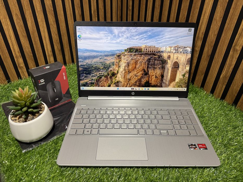 Ноутбук Hp Laptop 15s AMD Ryzen3-4300U/8GB/SSD256GB/Radeon