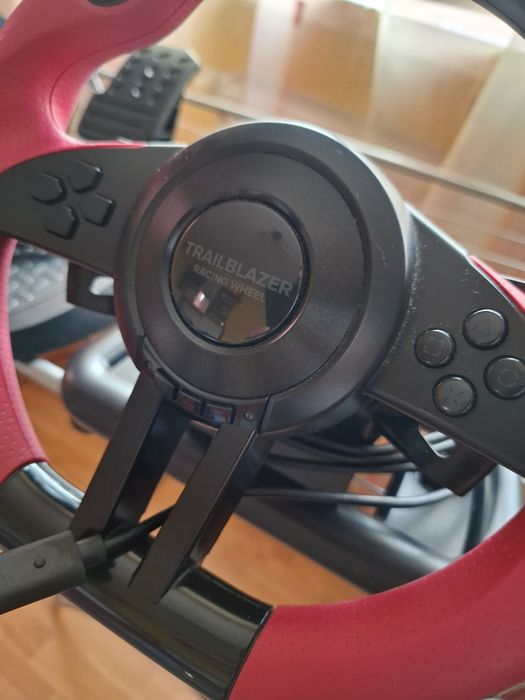 Volan Trailblazer , pedale Thrustmaster