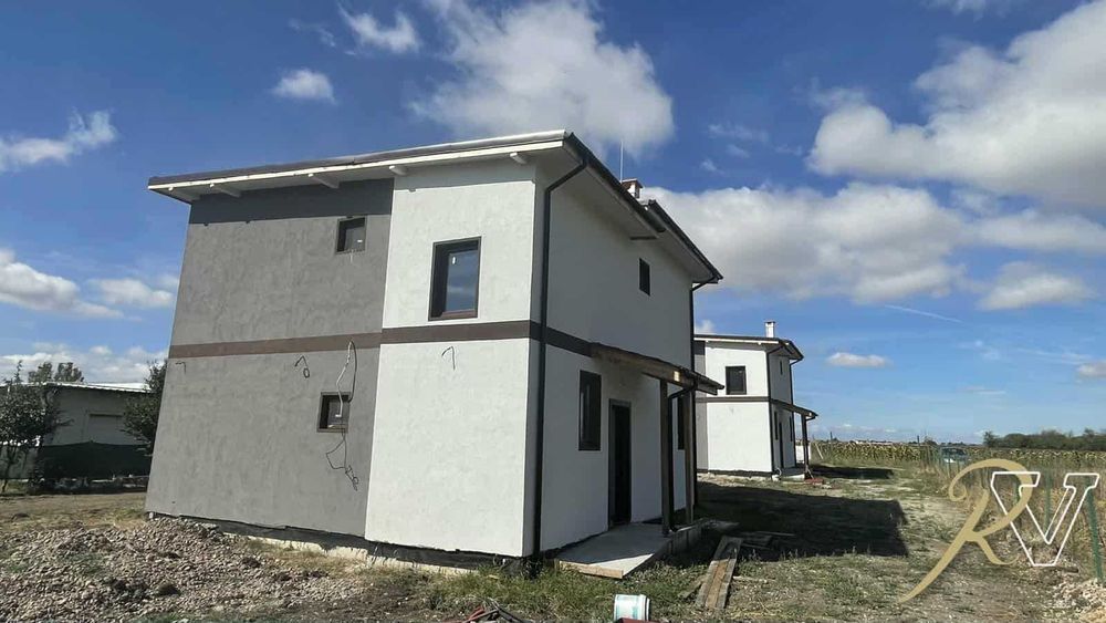 Къща за продажба в гр.Костинброд