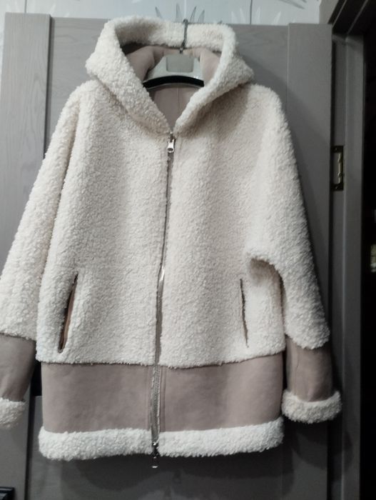 Дубленка. Весна Осень. Двухсторонея..Можно стирать в автомате.