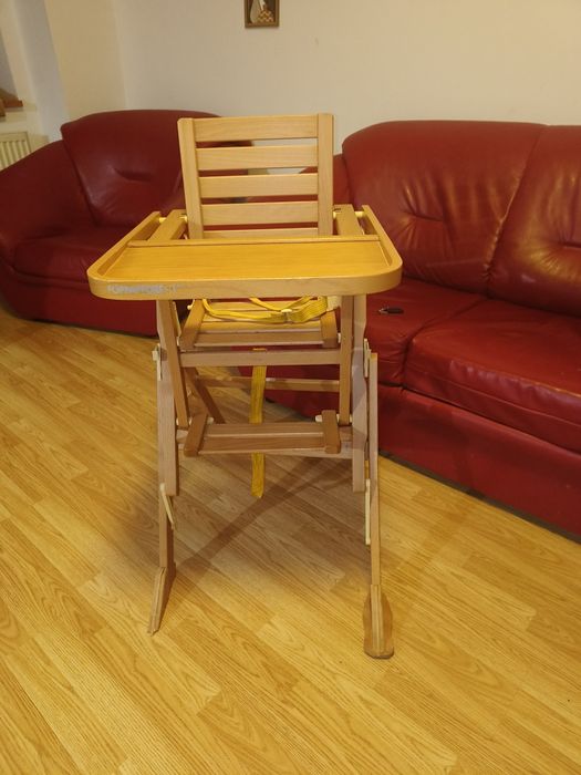 Scaun de masă pentru copii