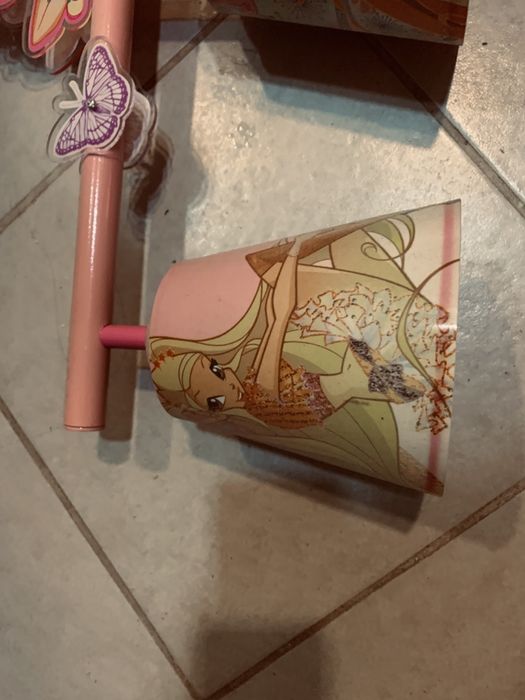 Полилей за детска стая с Winx Club