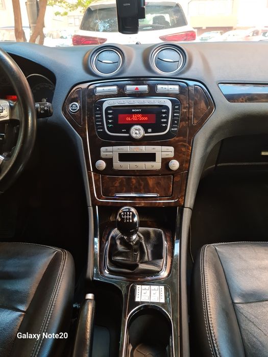 Ford Mondeo MK4 2.0 TDCi Ghia – Break – piele, scaun electric cu memor