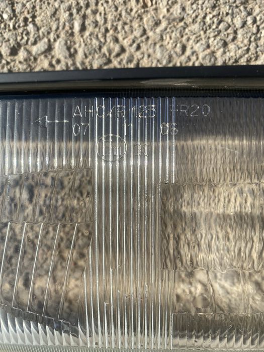 Фара галант стекло