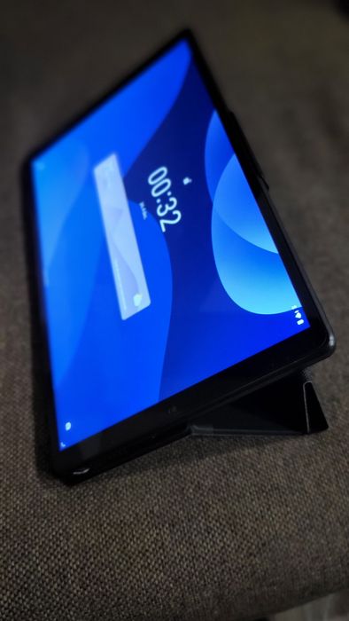 Tabletă Lenovo Tab M10 HD, 4GB, 64GB, SIM, card 64GB. Stare perfectă!