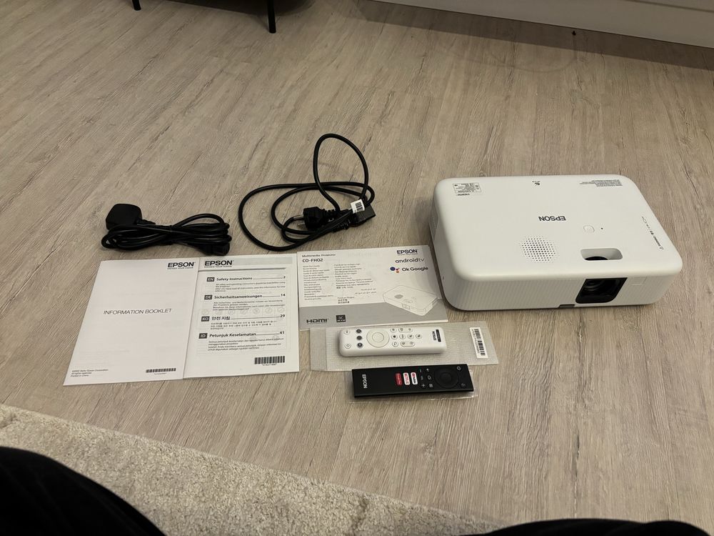 Videoproiector EPSON CO-FH02