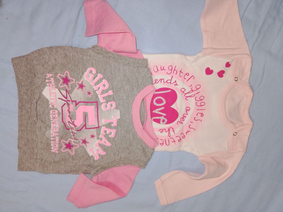 Продам одежки на новорождённую девочку