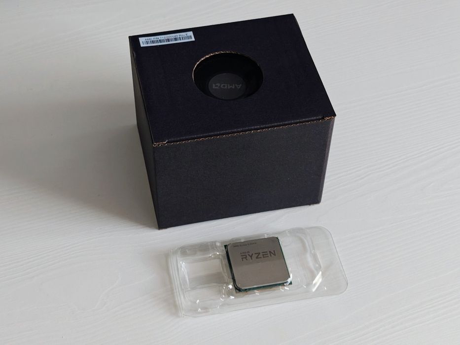 Procesor AMD Ryzen 5 1600X, 3.6 GHz to 4 GHz, 16MB box cooler AM4