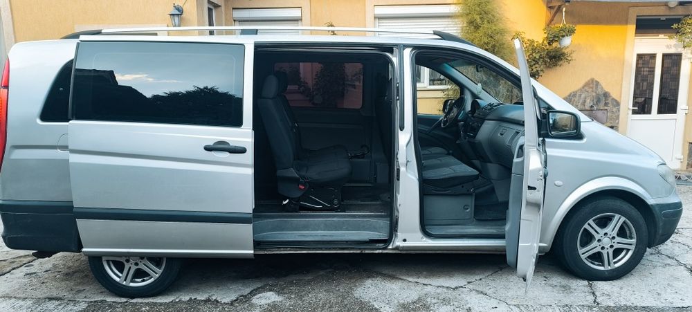 Vând Mercedes-Benz Vito 111 CDI, 8+1, extra lung